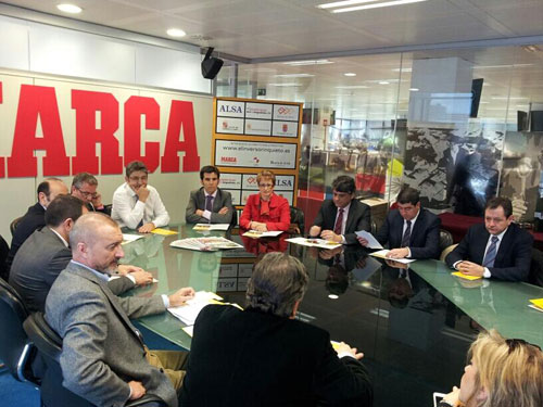 Presentación en Marca. Magistral León 2013