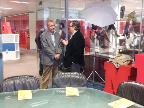 Arturo Pérez Reverte conversa con Marcelino Sión 2013