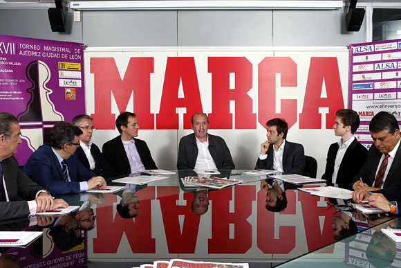 Presentación en diario Marca. Magistral Ciudad de León 2014. Foto 4