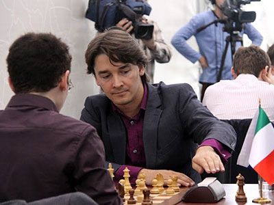 Morozevich, A (2769) - Caruana, F (2770) [C81]