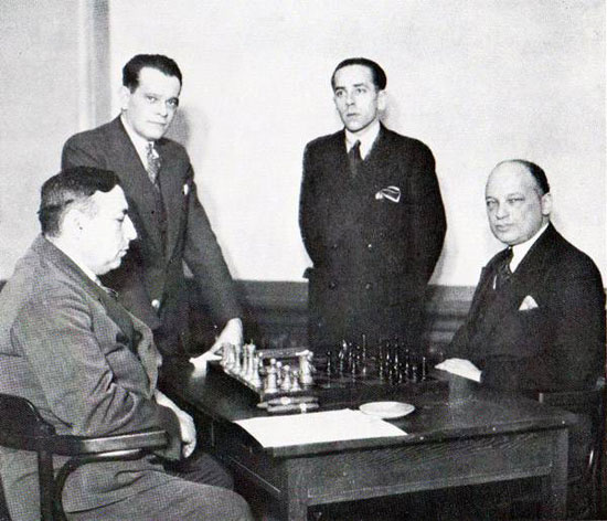 Akiba Rubinstein, Salo Landau, Edgar Colle y Savielly Tartakover en 1931