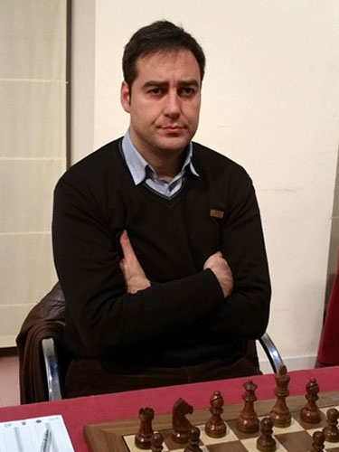 Maestro Internacional Roberto Paramos Domínguez