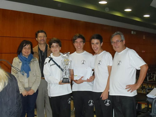 Escola Xadrez Pontevedra Campeón del I Torneo Social por equipos ONCE de Vigo