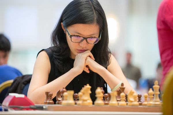 Hou Yifán (China)