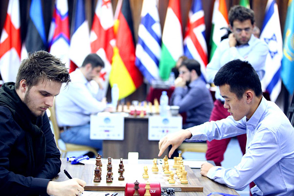 Richard Rapport con Ding Liren