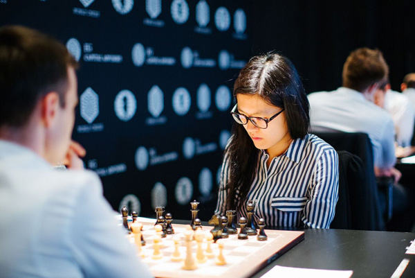 Hou Yifan