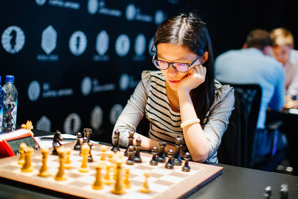 Hou Yifán