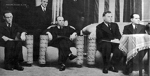Botvinnik, Reshevsky, Fine y Landau en AVRO 1938 Picture Post, 26 de noviembre de 1938