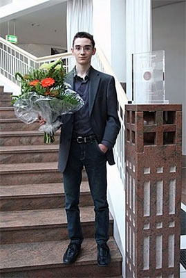 Caruana vencedor 
