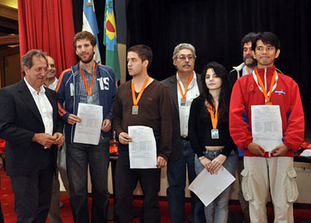 Los premiados con normas y t&iacute;tulos 