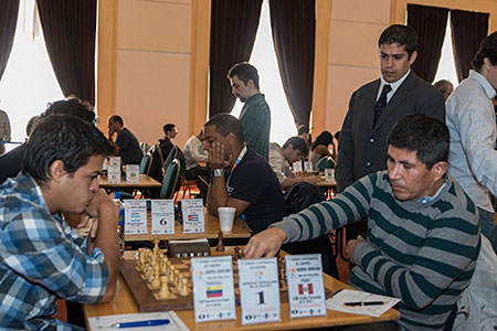 Eduardo Iturrizaga vs Julio Granda &uacute;ltima ronda Continetal Am&eacute;ricas 2012