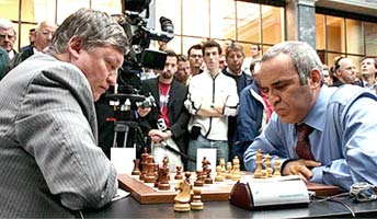 Kasparov vs Karpov. Zurich. Foto Cortesía ChessBase.