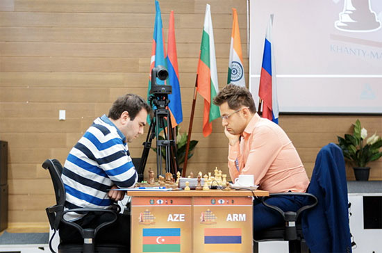 R 2 Aronian vence a Mamedyarov