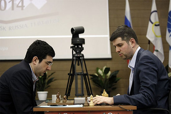 R 3 Gran batalla y excelente defensa de Kramnik ante Svidler 