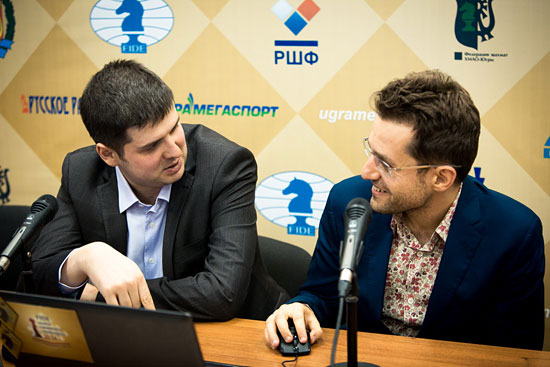R 4 Conferencia de prensa del siempre locuaz Svidler y el vencedor Aronian