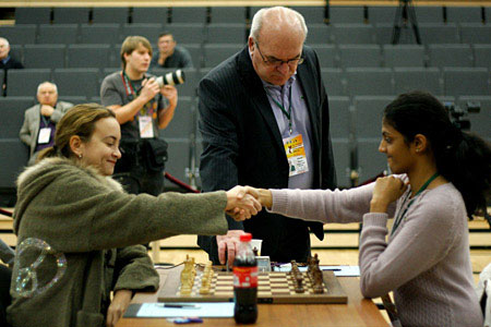 Semifinal Stefanova vs Harika
