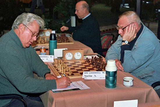 Vasiukov vs-Suetin, Cto del Mundo Senior, Bad Liebenzell-1996, Suetin campeón