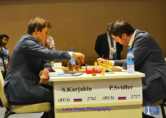 Final. Svidler se impone aKarjakin en la 1ª partida 
