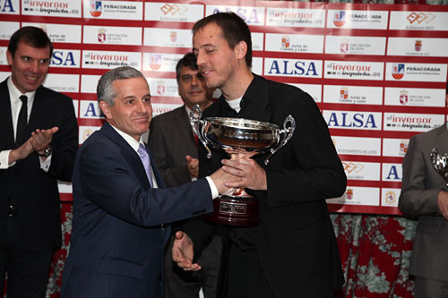 D. Emilio Guti&eacute;rrez, Alcalde de Le&oacute;n, con Paco Vallejo