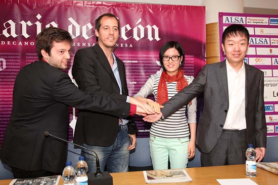Salgado, Vallejo, Yifán Hou y Yi Wei