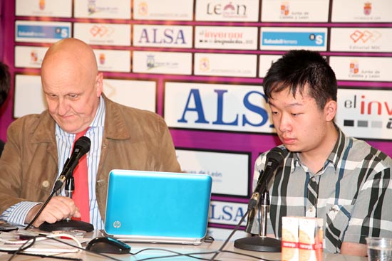 XXVII Torneo Magistral de Ajedrez Ciudad de León. Jornada 2. Foto 7
