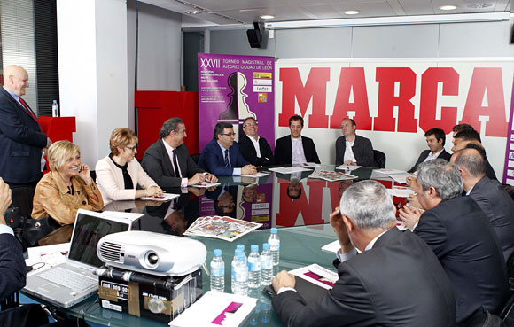 Presentación en diario Marca. Magistral Ciudad de León 2014. Foto 5