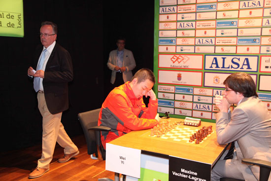 El portento chino vence en la final a Vachier-Lagrave por 2,5-1,5