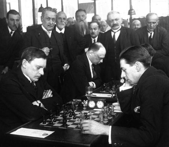 Alexander Alekhine y Edgar Colle, 1925