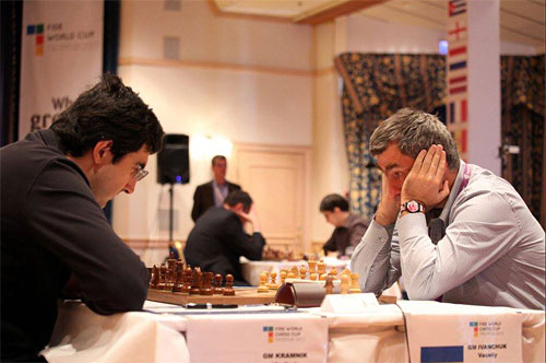 V. Ivanchuk (Ucrania) (2731) - V. Kramnik (Rusia) (2784) [D37]