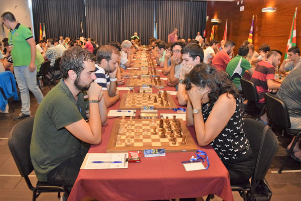 Kevin Moises Meneses (Canarias) vs Nieves García Vicente (11 veces Campeona de España)