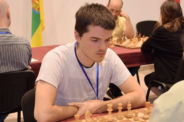 Erik Martínez