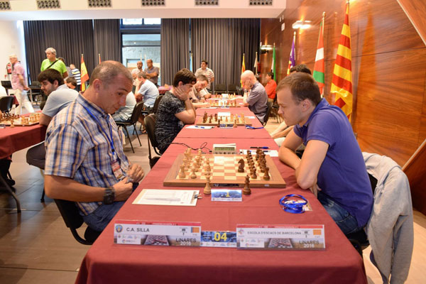 Silla vs Escola Escacs Barcelona. Vladimir Petkov vs Aleksandr Rakhmanov