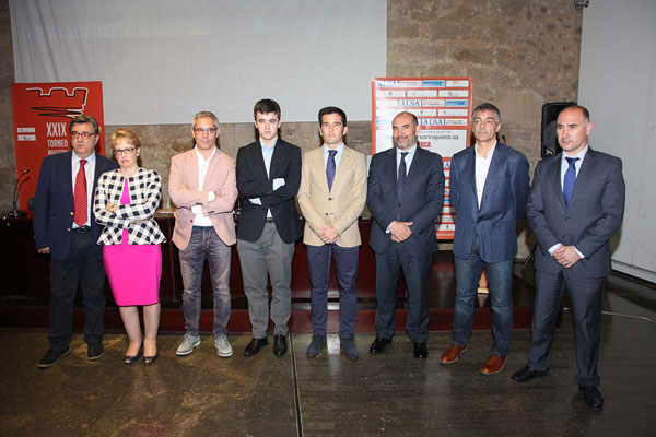 Foto de Familia,de izqda a dcha-Marcelino Sión, María Jesús Soto,José María López Benito, Jaime Santos, Alfonso Lahuerta, Alfredo Díez, Isidoro Martínez y Emilio Lombas