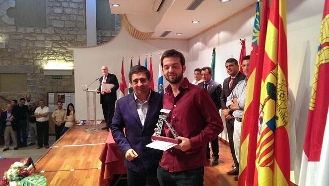 El presidente de la Diputación, Francisco Reyes, con Iván Salgado