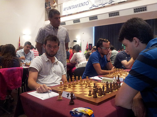 Iván Salgado vs Josep Manuel López (SuperLópez) ante el Presidente Ochoa