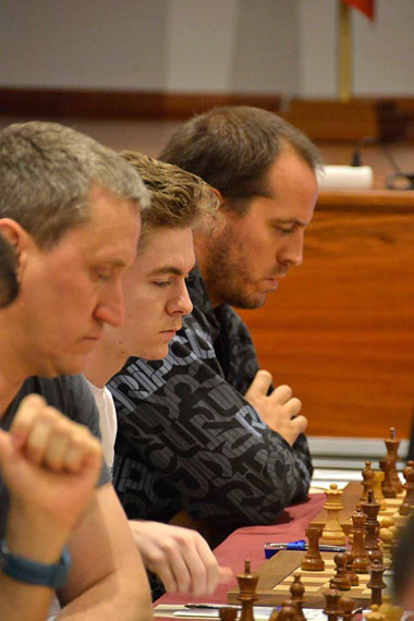 Korneev, Antón y Vallejo