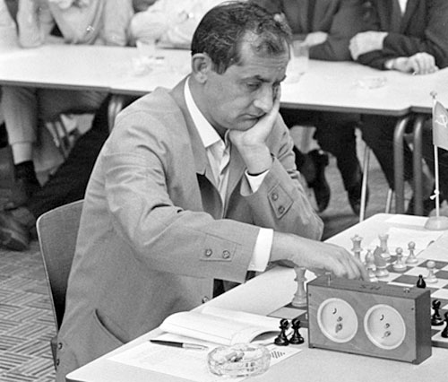 El problema de jugar al Ajedrez después de almorzar