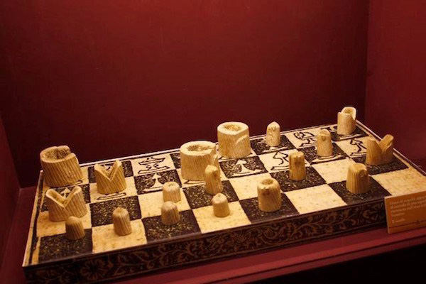El ajedrez más antiguo de Italia expuesto en el Museo Arqueológico de Venafro.