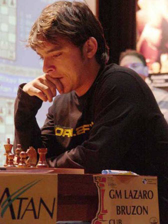 GM Lázaro Bruzón