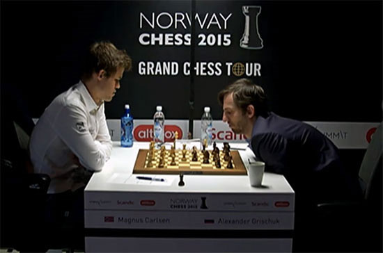 R 5 Primera victoria de Carlsen, ante Grischuk 