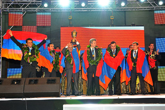 En la Plaza de la Libertad de Ereván