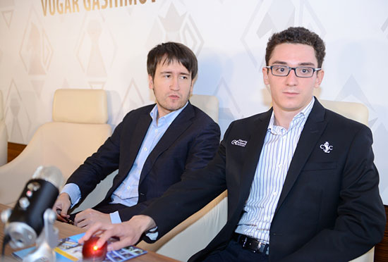 R5 Conferencia de prensa de Radjabov, tras su única derrota con su vencedor, Caruana 