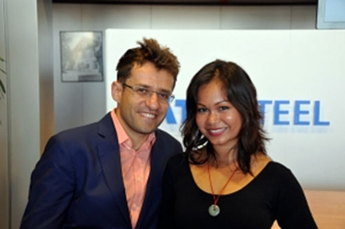 Aronian y su novia Arianne Caoili, que jugó la sección Amateur