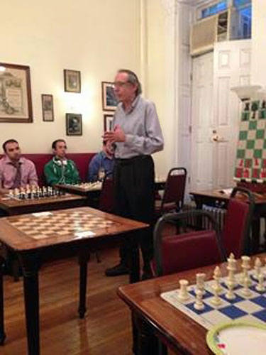 Asa Hoffmann dando clases actualmente Facebook