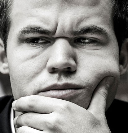 Carlsen, quizás preocupado por el torneo y por el match por el título