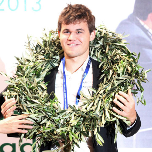 Carlsen logra el título mundial al vencer a Anand en Chennai 2013