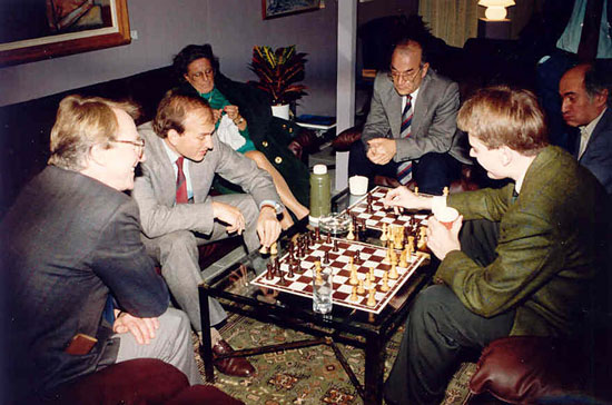 F Olafsson, Beljavski-Korchnoi, Tal y Hjartarson Reikiavik 1988