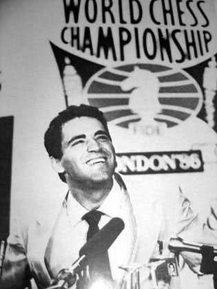 Kasparov en el match de Londres 1986