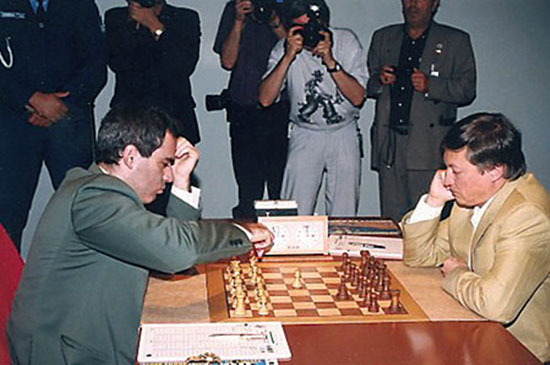 Kasparov y Karpov 1 y 2 del mundo en los años 80