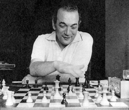 Korchnoi en 1976 tras pedir asilo político